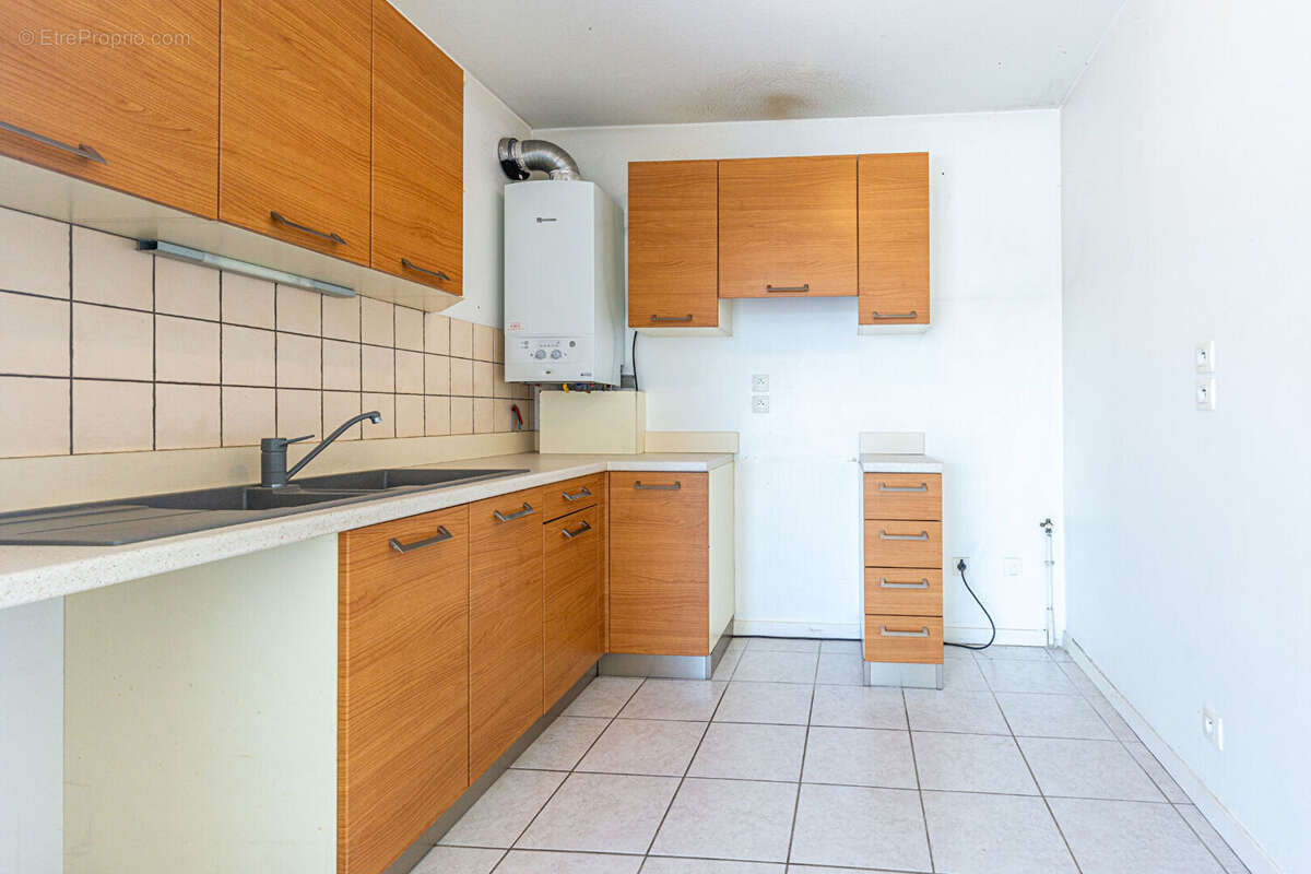 Agence immobiliere laforet - exclusivité - "camomille" - annecy le vieux - appartement t2 - 47,50m² - balcon - cave - dpe c - photo 3