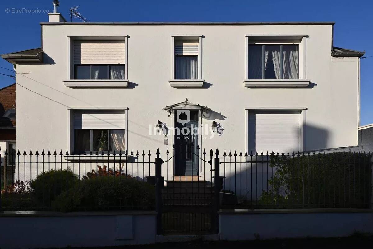 Maison à AUBIGNY-AU-BAC