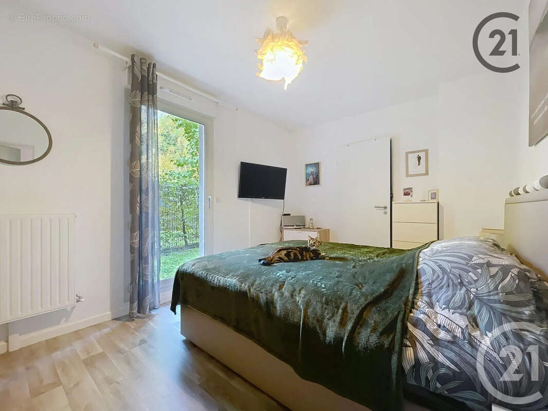 Appartement à BRIE-COMTE-ROBERT