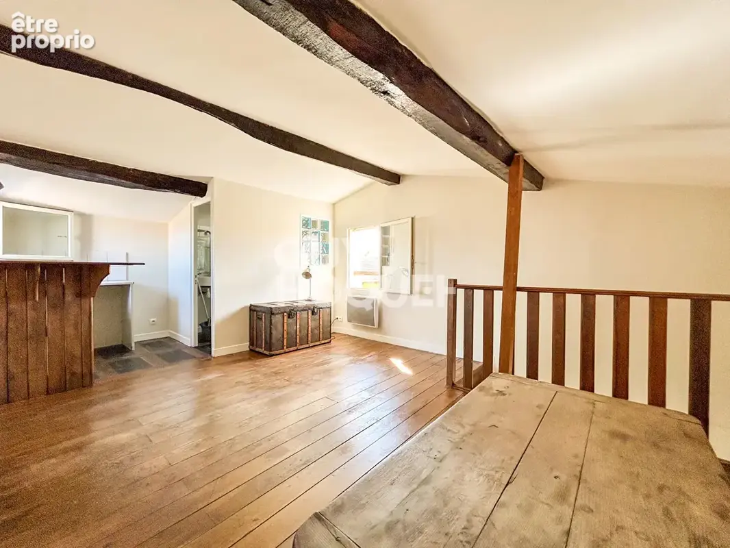 Appartement à L'ISLE-SUR-LA-SORGUE