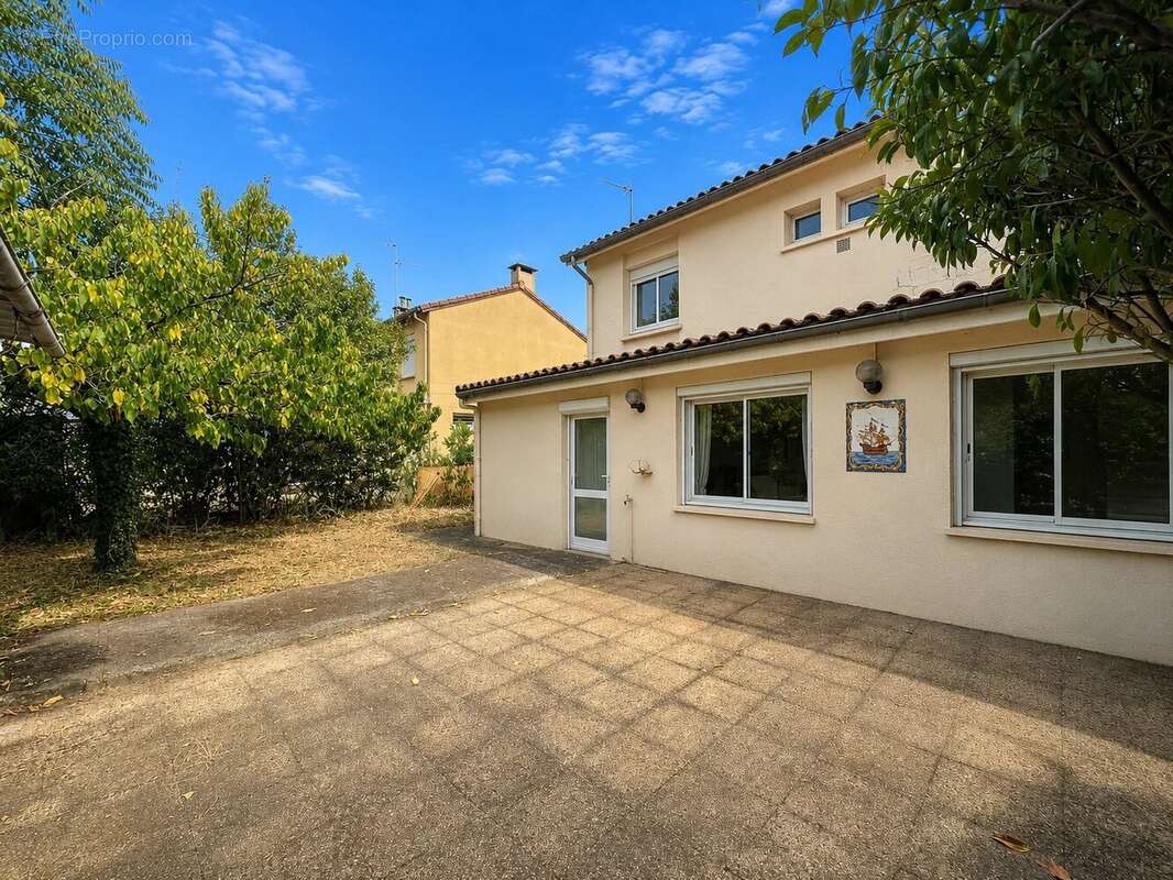 Toulouse Croix de Pierre - Maison T4 de 125m2 avec Jardin - photo 2