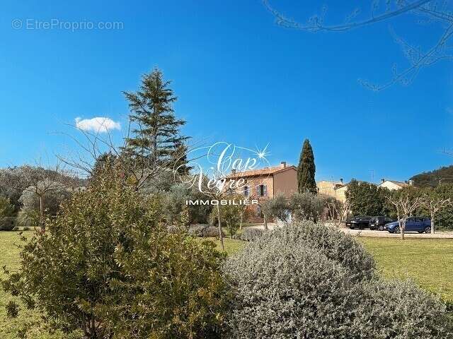 Maison à LE CANNET-DES-MAURES