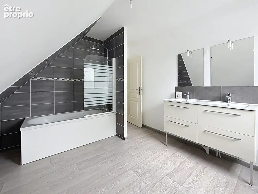 CALAIS - Pavillon semi-plain-pied 4 chambres - 112 m2 - photo 5