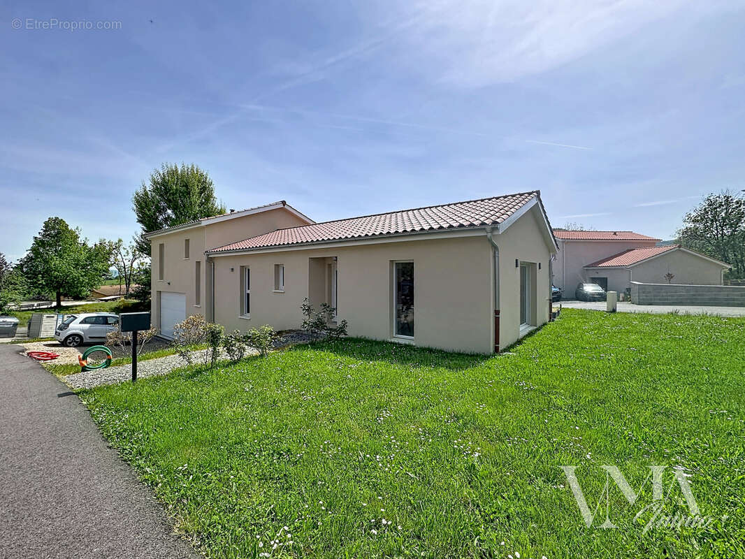 Maison à ANCY