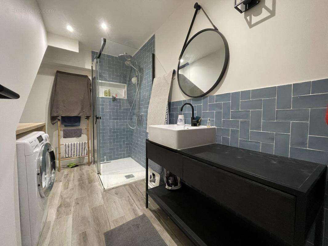 Commerce à SAINT-CLOUD