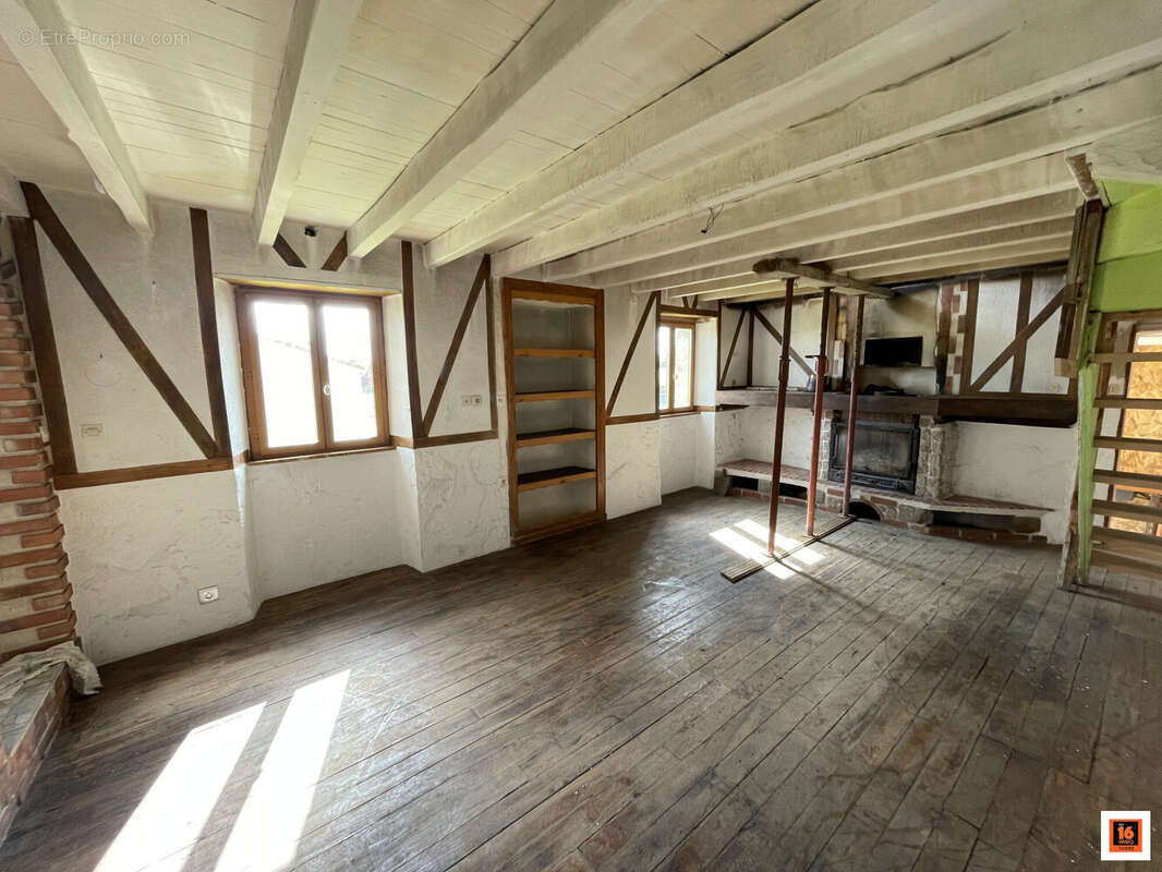 Maison 80 m² à Paslieres  - photo 9