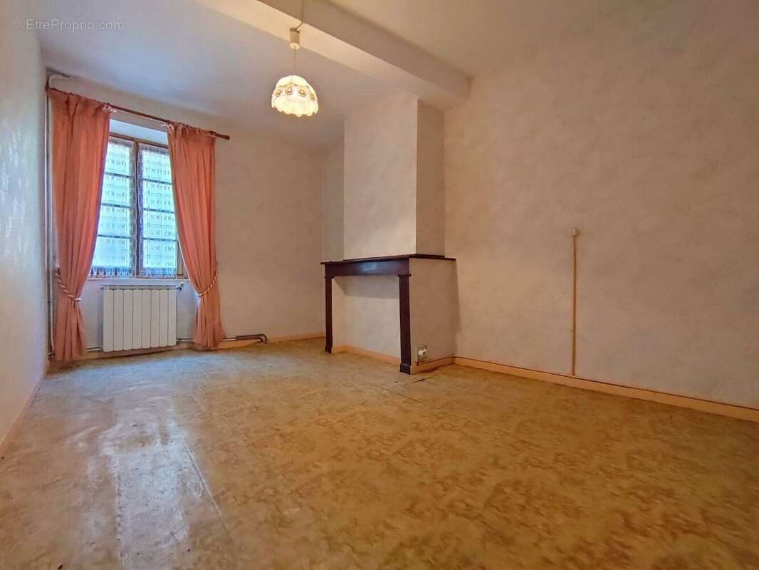 Maison de village en pierre 5 pièces - photo 4