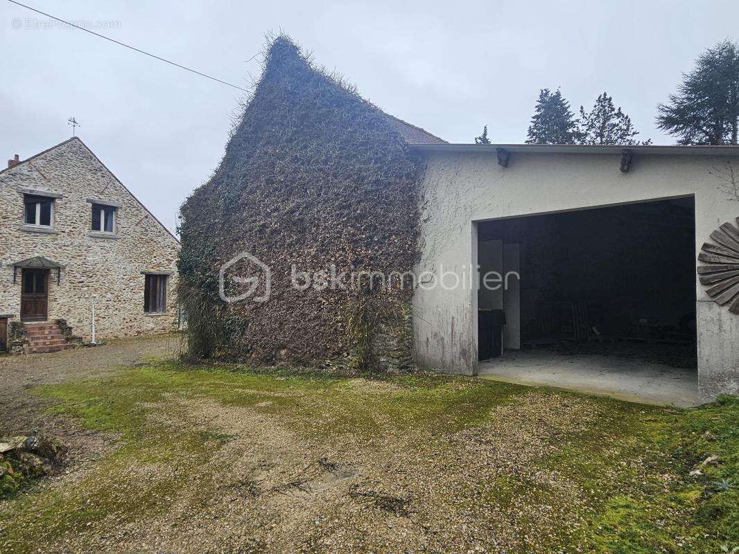 Maison à POMMEUSE