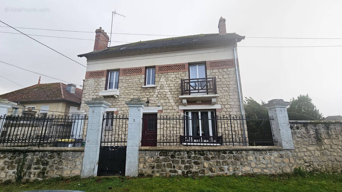 Maison à SOISSONS