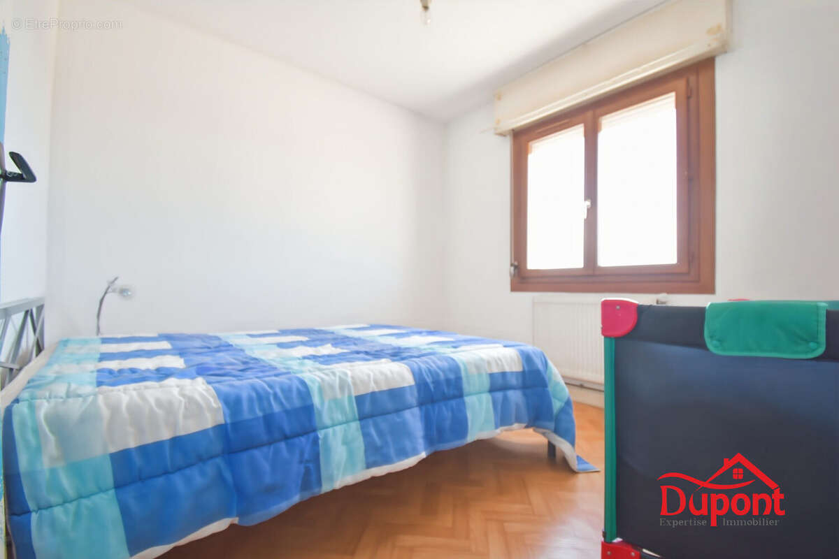 Maison à DOUCHY-LES-MINES