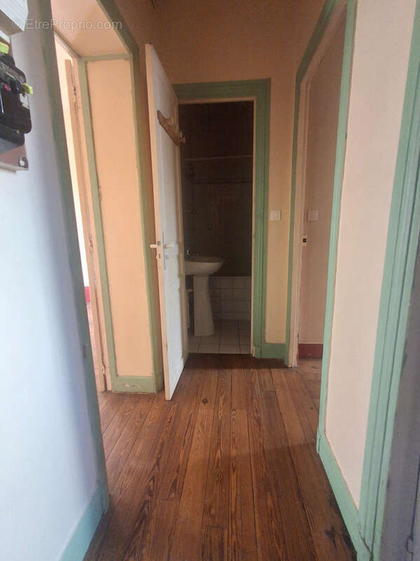 Appartement à LES LILAS