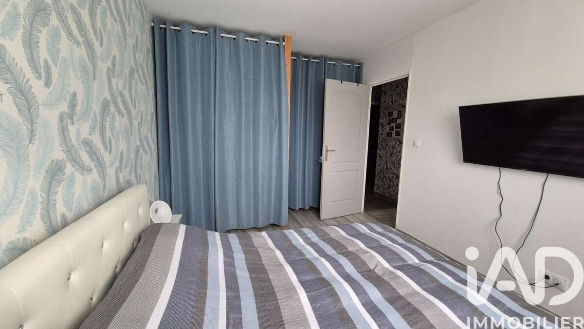 Maison 108 m² à Saint-Eugene  - photo 7