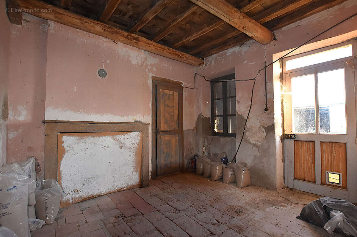 Maison à SAINT-GERAND-LE-PUY