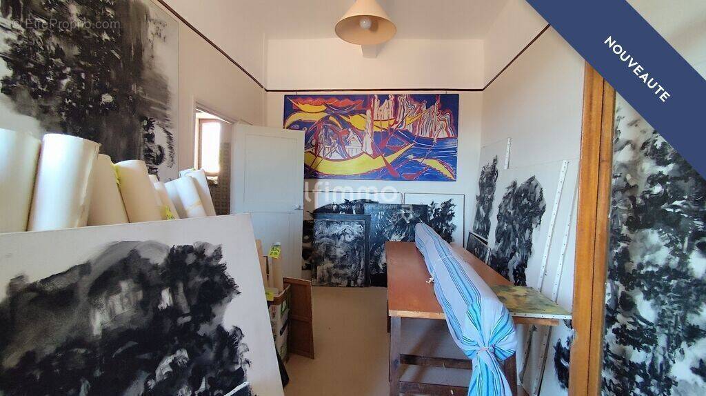 Appartement à PEYRUIS