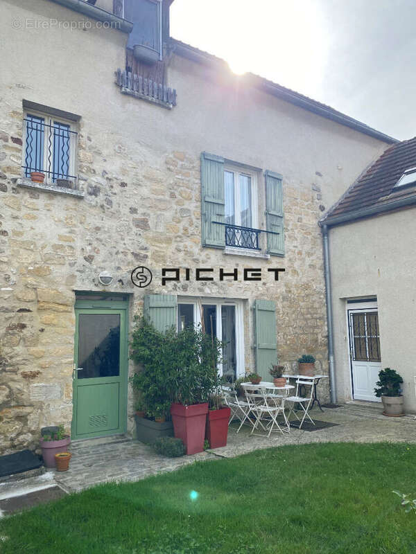Appartement à OSNY