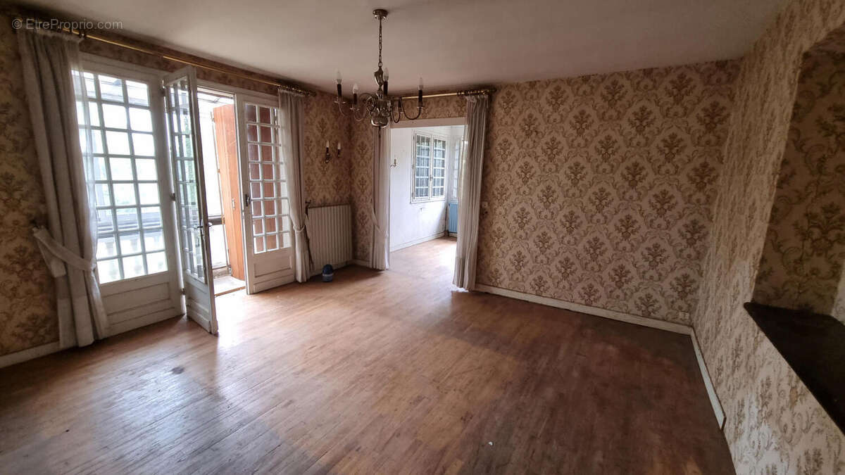 20250827_142936 - Maison à SAINT-MARTIAL-DE-VALETTE