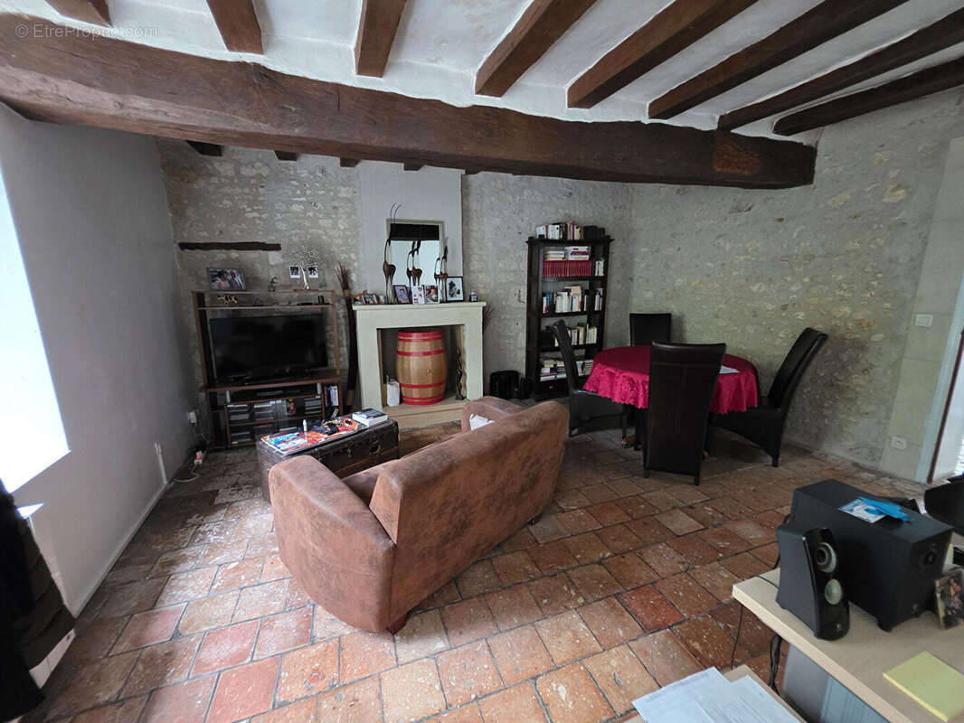 Maison à TOURNON-SAINT-MARTIN