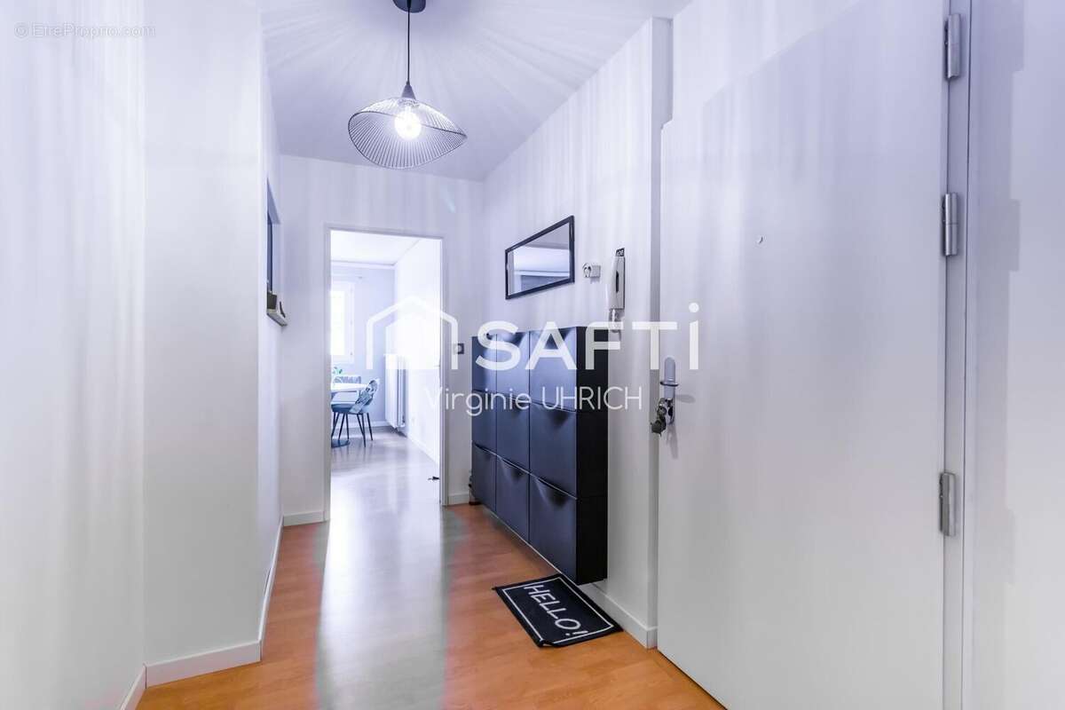 Photo 8 - Appartement à ELANCOURT