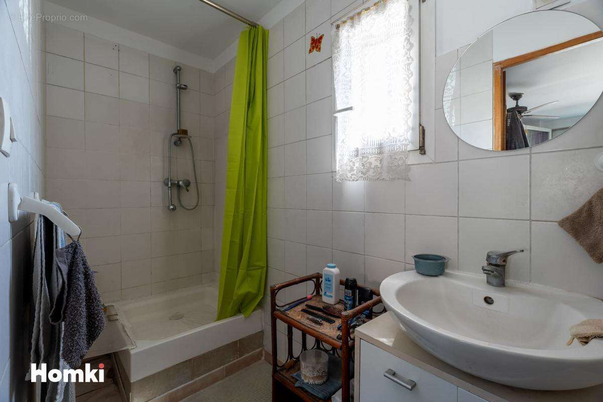 Terrain à fort potentiel – 350 m² constructibles avec bâti existant - photo 9