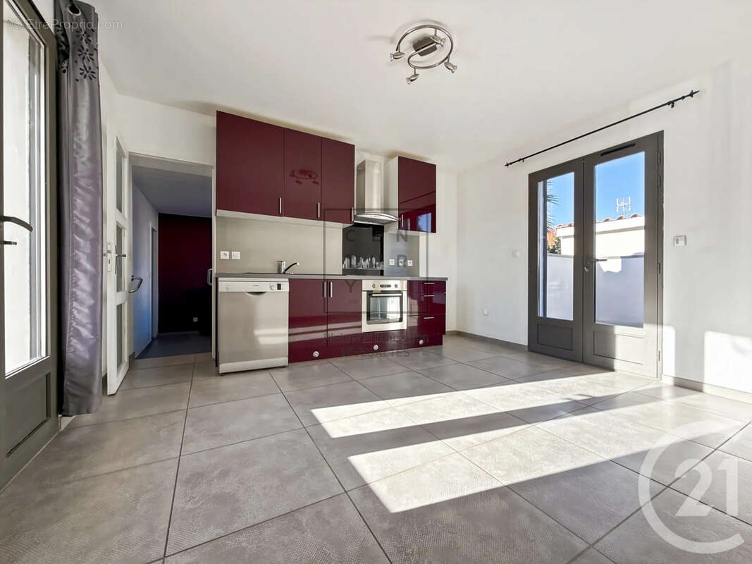 Maison à SAINT-HIPPOLYTE