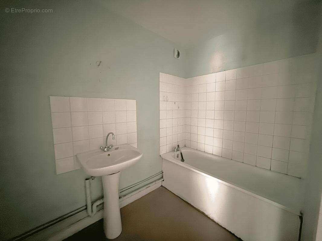 Appartement T4 86,50 m² avec balcon  Villeboeuf-le-haut - photo 10