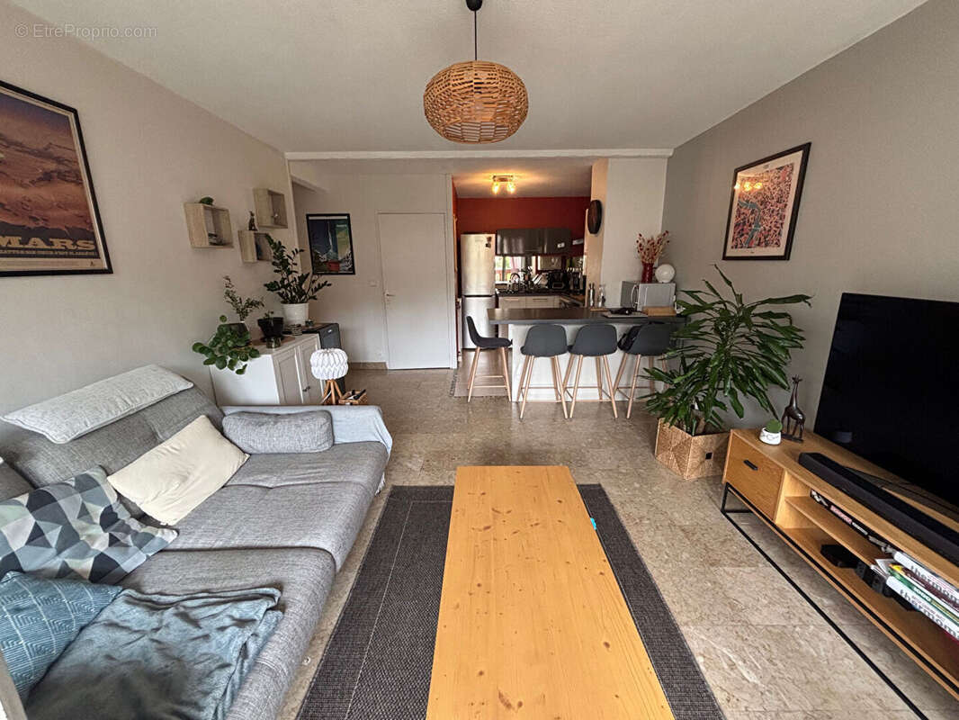 Appartement à RAMONVILLE-SAINT-AGNE