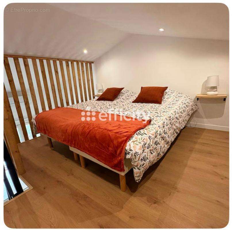 Appartement à GRIMAUD