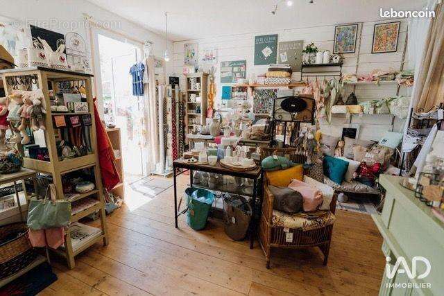 Photo 5 - Commerce à LOIX