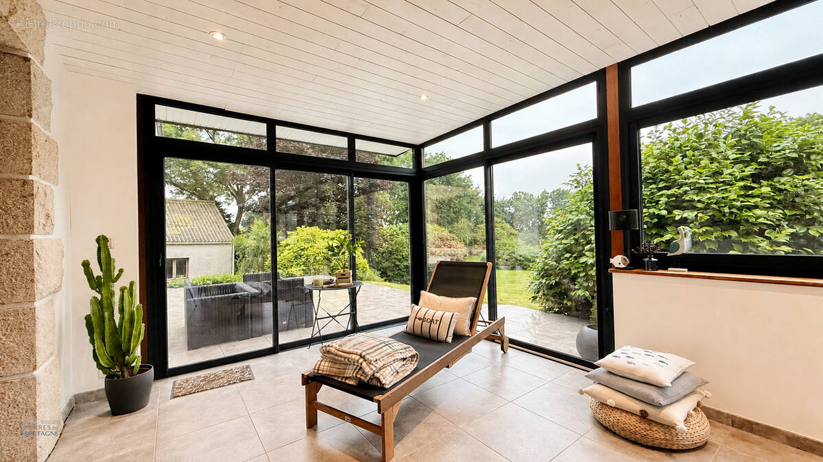 Maison à LANRIVOARE