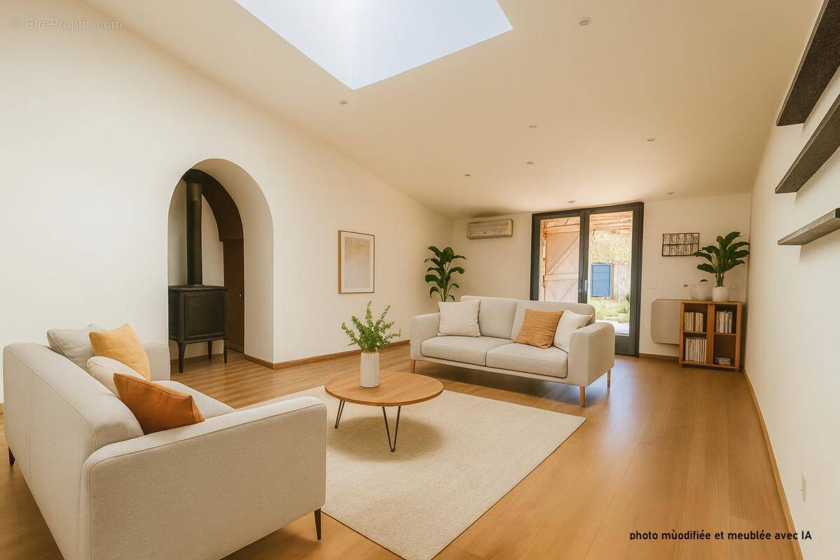 Maison à LA VILLE-DIEU-DU-TEMPLE