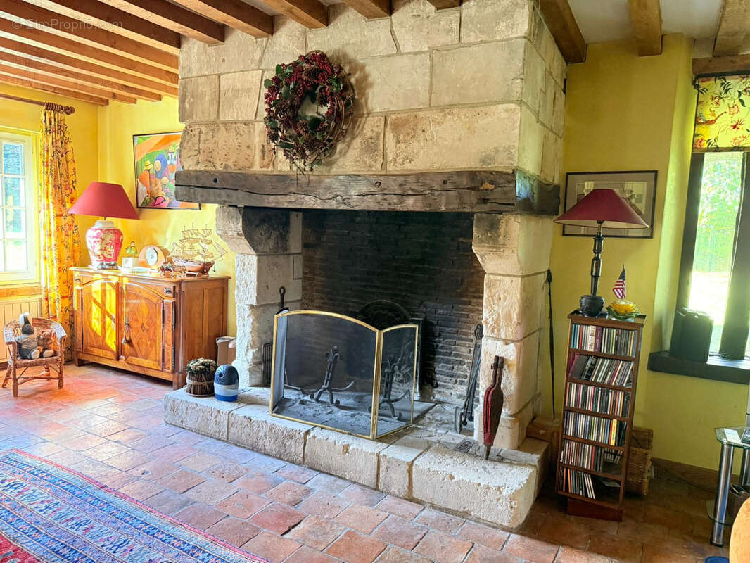 Maison à CORMEILLES