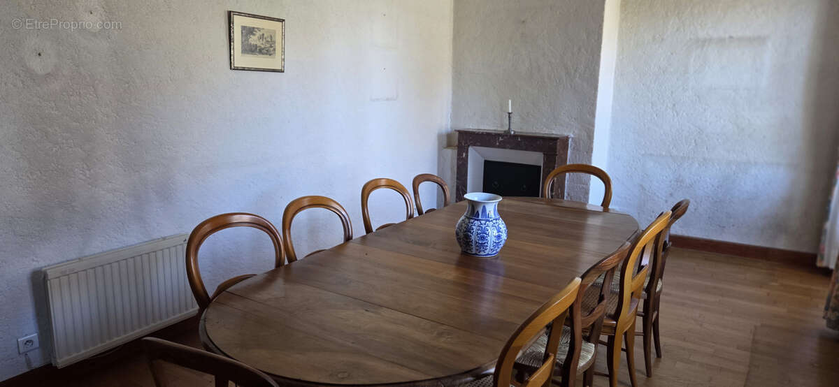 Maison à ARNAC-POMPADOUR