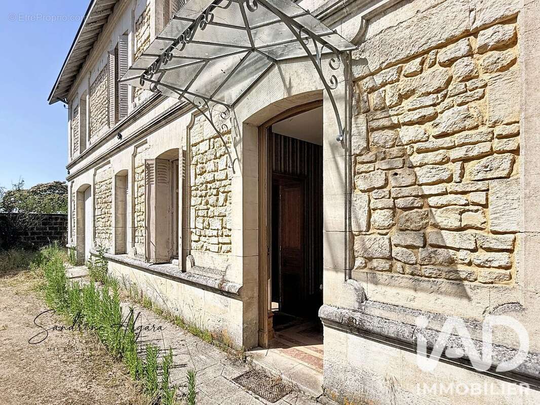 Maison 200 m² à Clion  - photo 6
