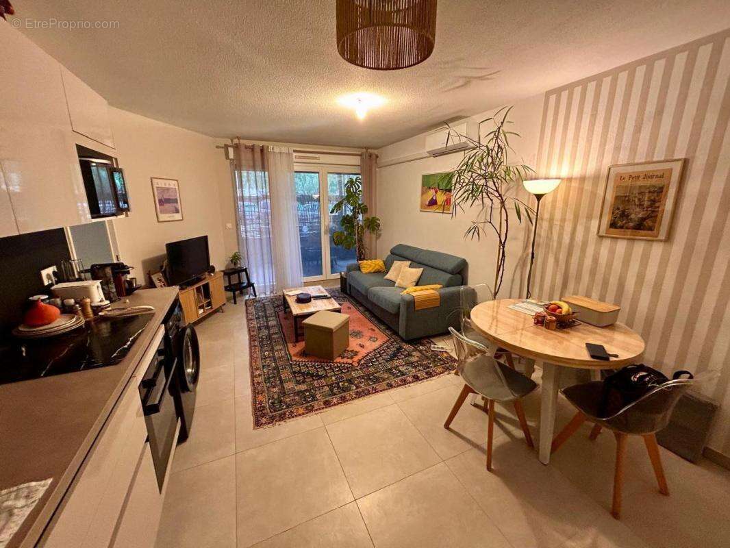 Appartement à FREJUS