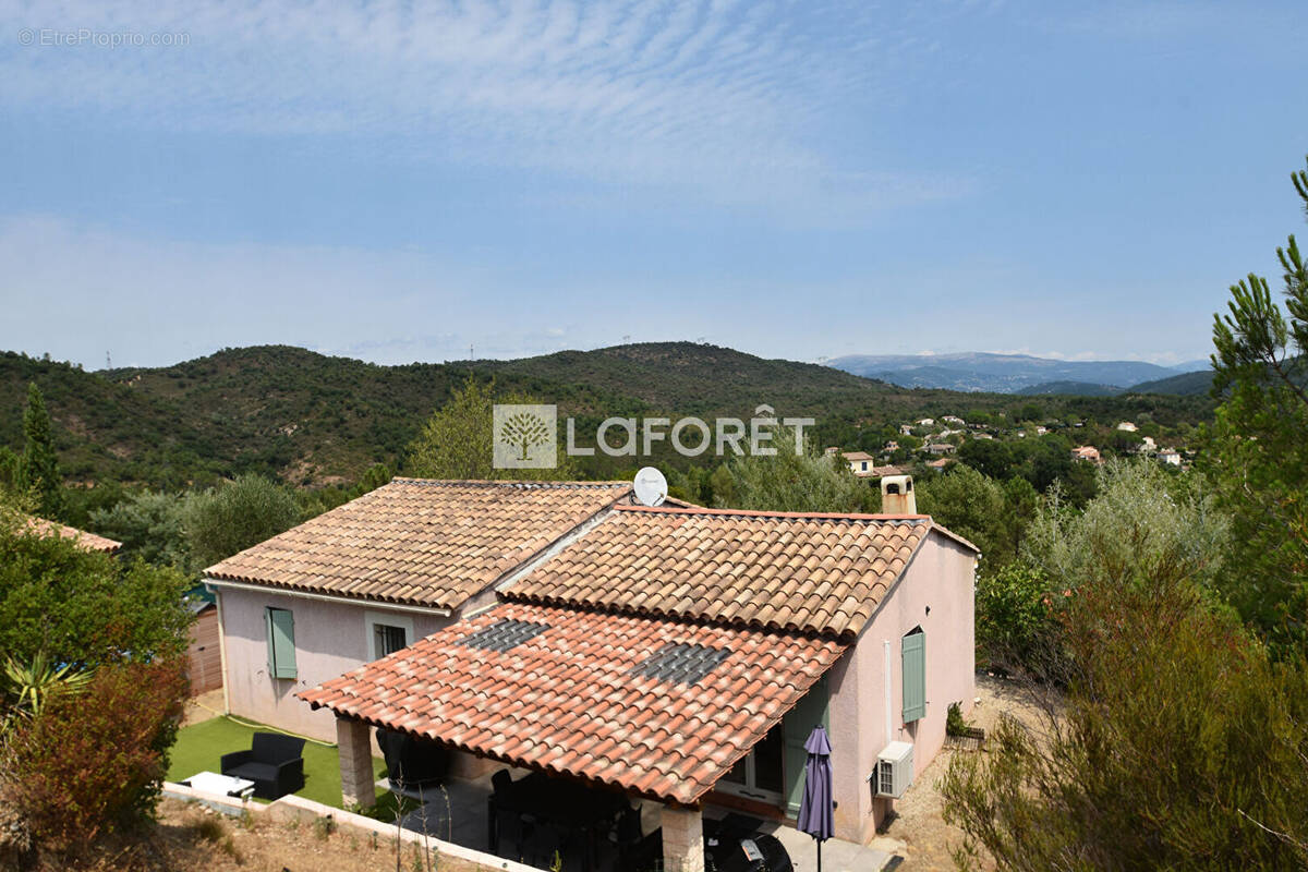 Maison à MONTAUROUX