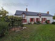 Maison à SAINT-LUBIN-EN-VERGONNOIS