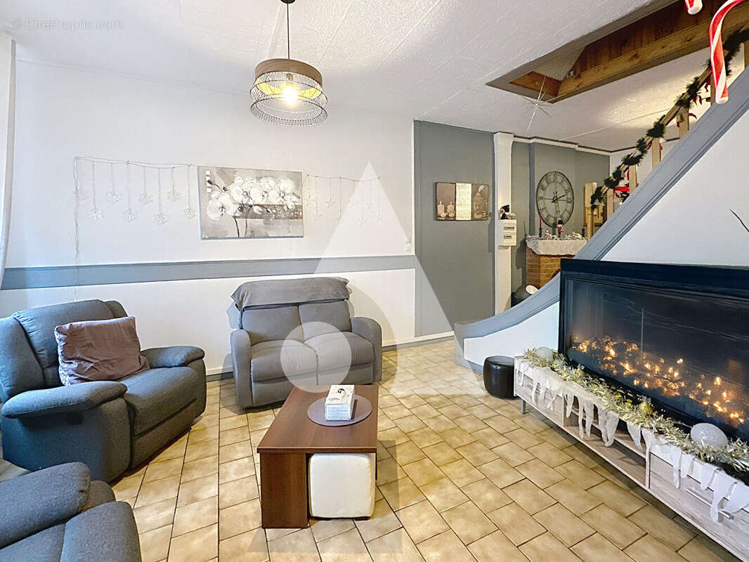 Maison à FRESNES-SUR-ESCAUT