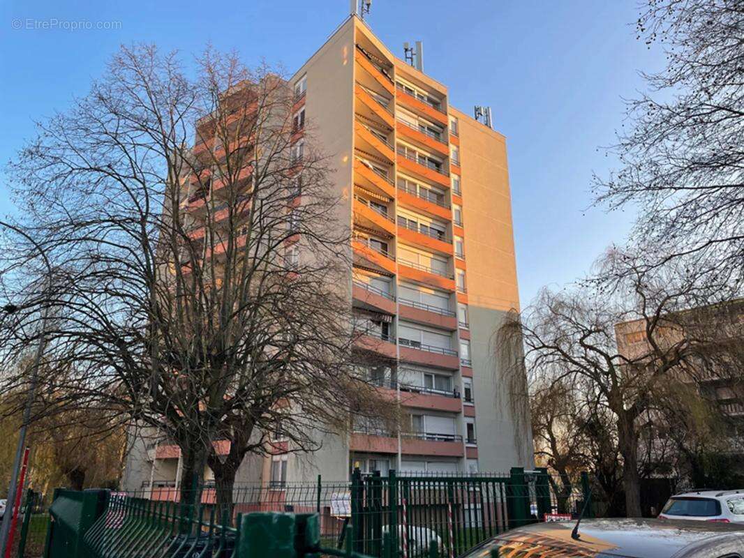 Appartement à LE MEE-SUR-SEINE