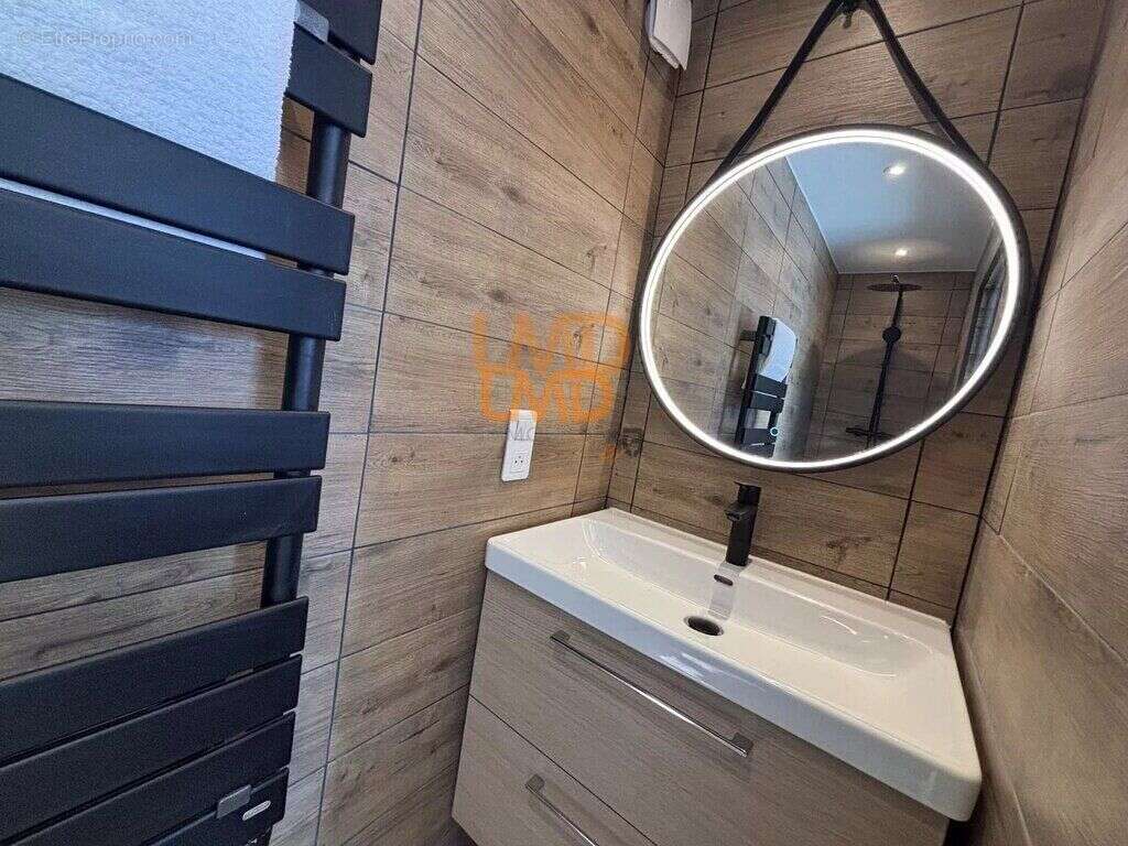 Maison à MIREFLEURS