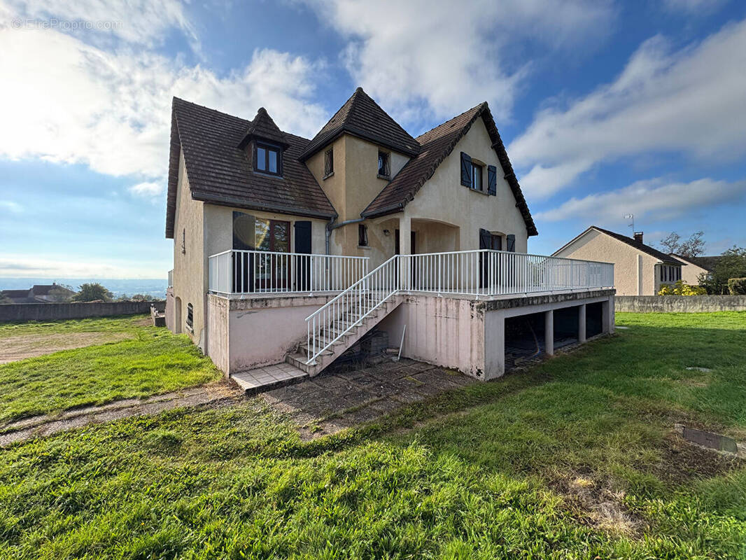 Maison à SAINT-PIERRE-DE-VARENNES