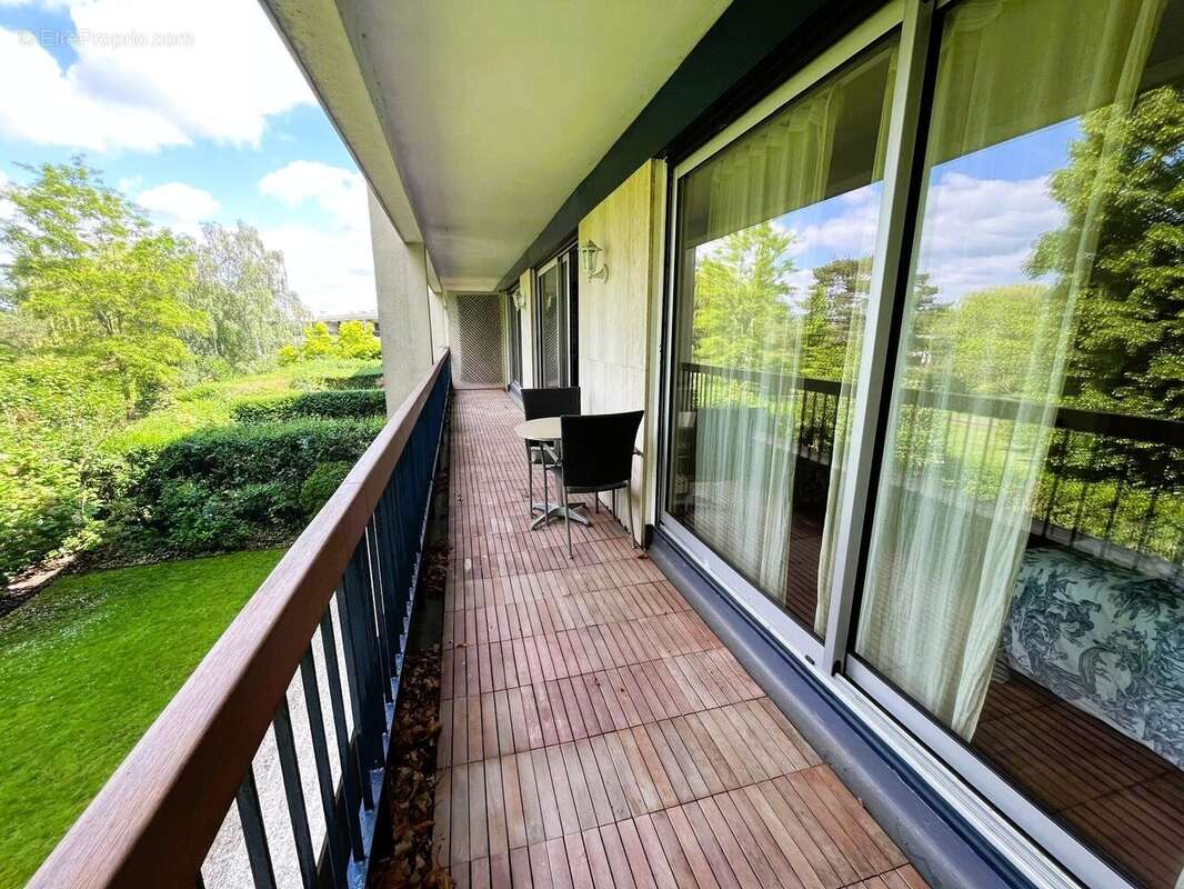 Appartement à RUEIL-MALMAISON
