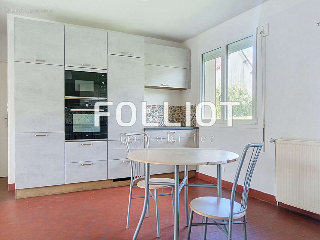 A VENDRE Maison Saint Lo                                                             7 pièce(s) - photo 3