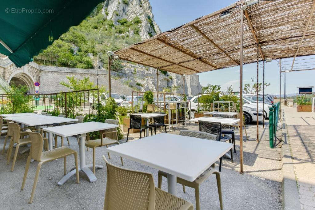 Autre à SISTERON