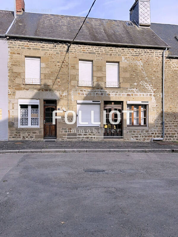 Maison à LANDELLES-ET-COUPIGNY