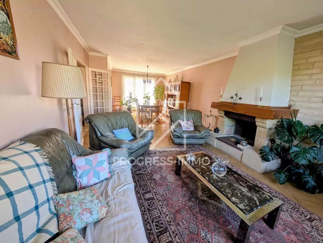 Maison à ORMESSON-SUR-MARNE