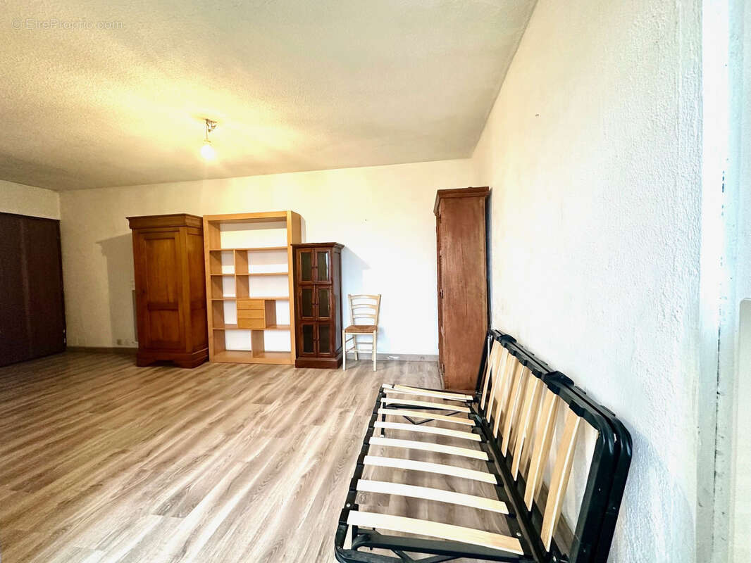 Appartement à CANDILLARGUES