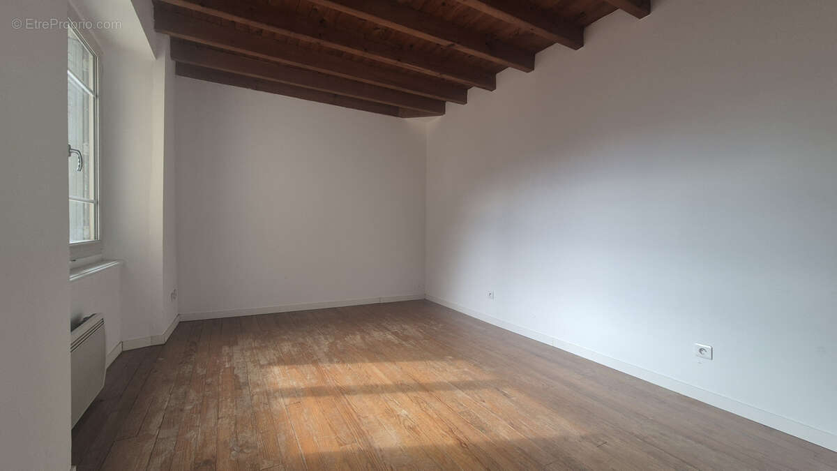 Maison à SALLES-SUR-L&#039;HERS