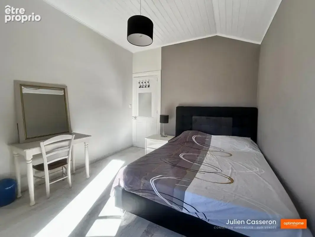 Chantonnay centre – Maison 153 m² – 3 chambres, piscine et garage - photo 10