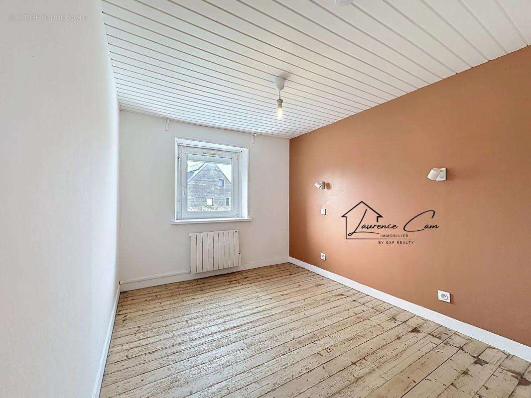 Maison à PLOUGUERNEAU