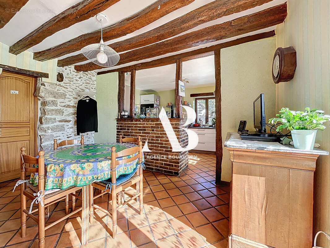 Maison à BREAU